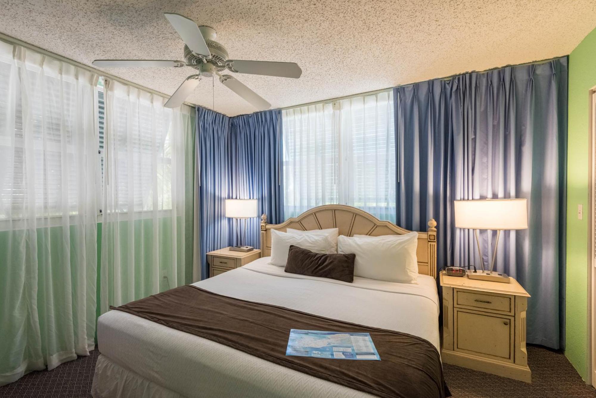 Sunrise Suites Jamaica Suite #102 Key West Chambre photo